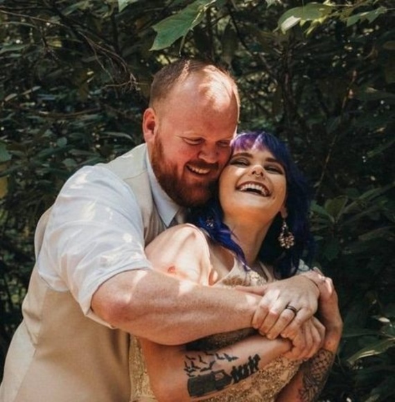 Meet your Posher, Mikayla - Picture 1 of 1